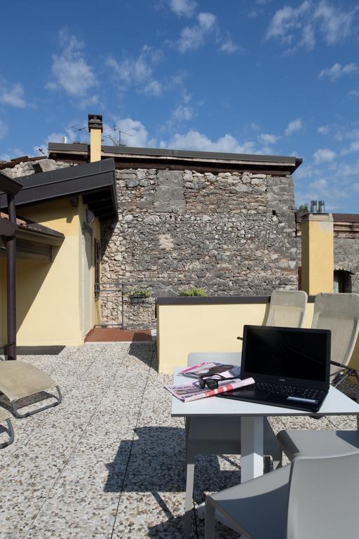 Hotel Centrale Torbole Sul Garda Exterior photo