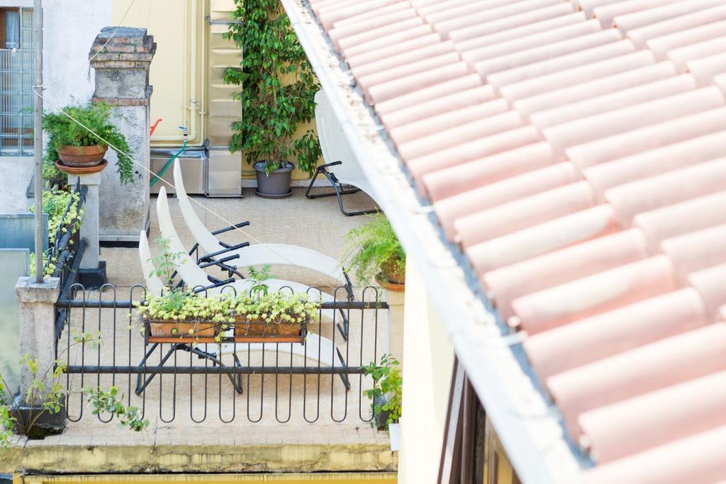Hotel Centrale Torbole Sul Garda Exterior photo