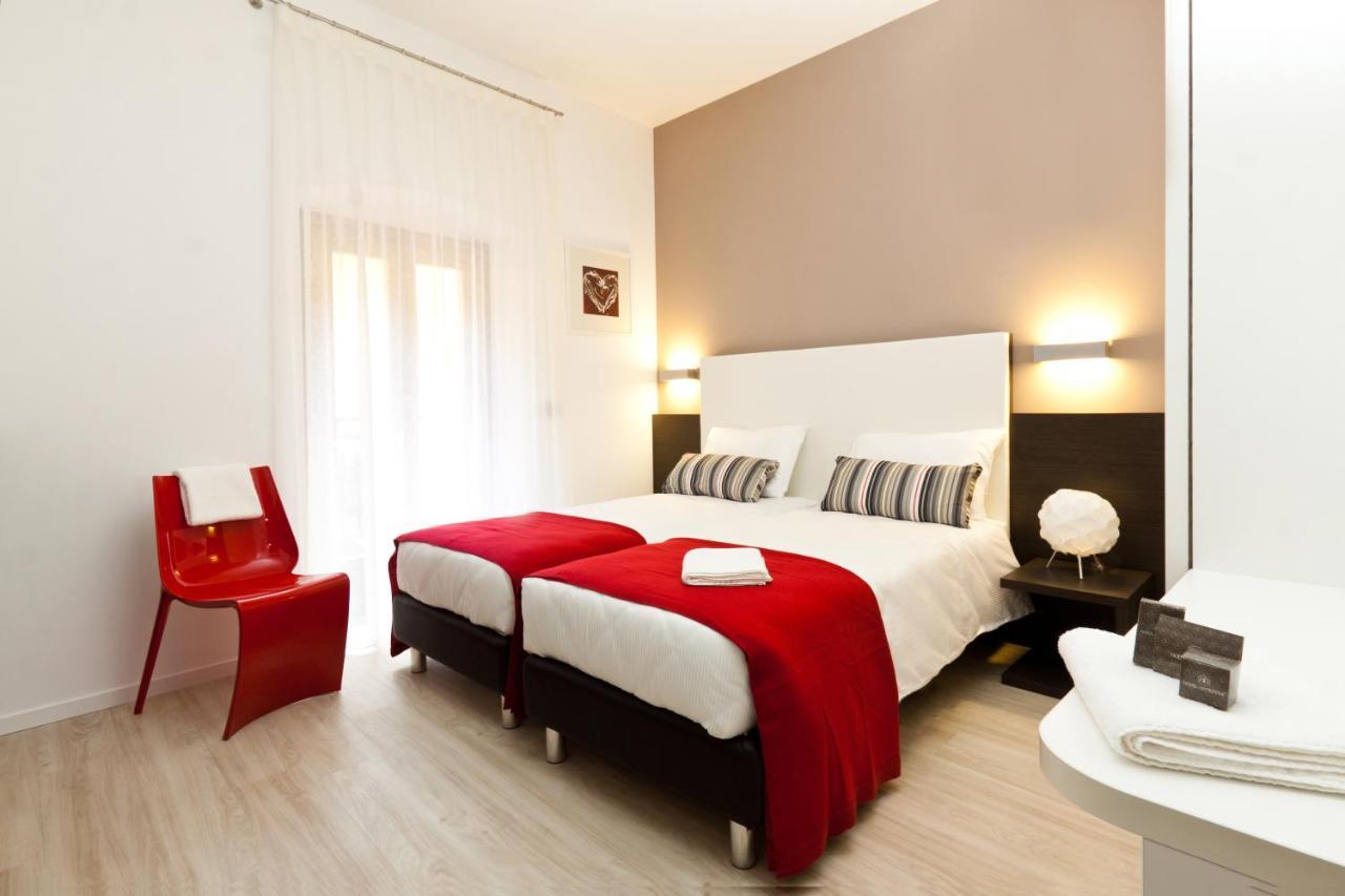 Hotel Centrale Torbole Sul Garda Exterior photo